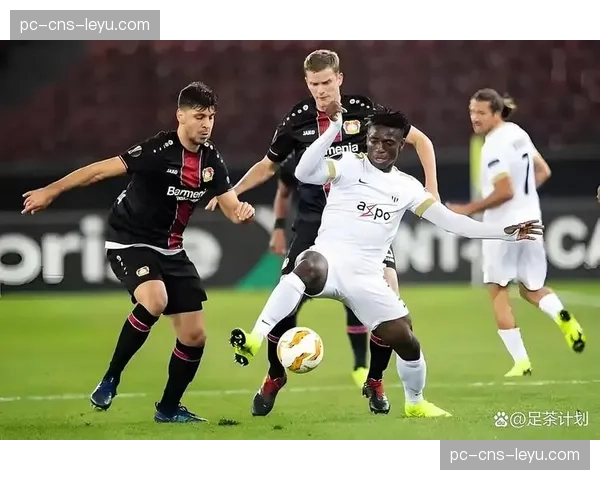 巴黎圣日耳曼客场险胜昂热，积分优势扩大至4分